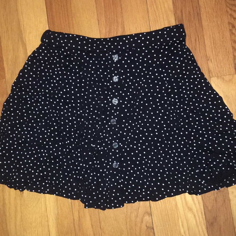 One size fits all AE skirt